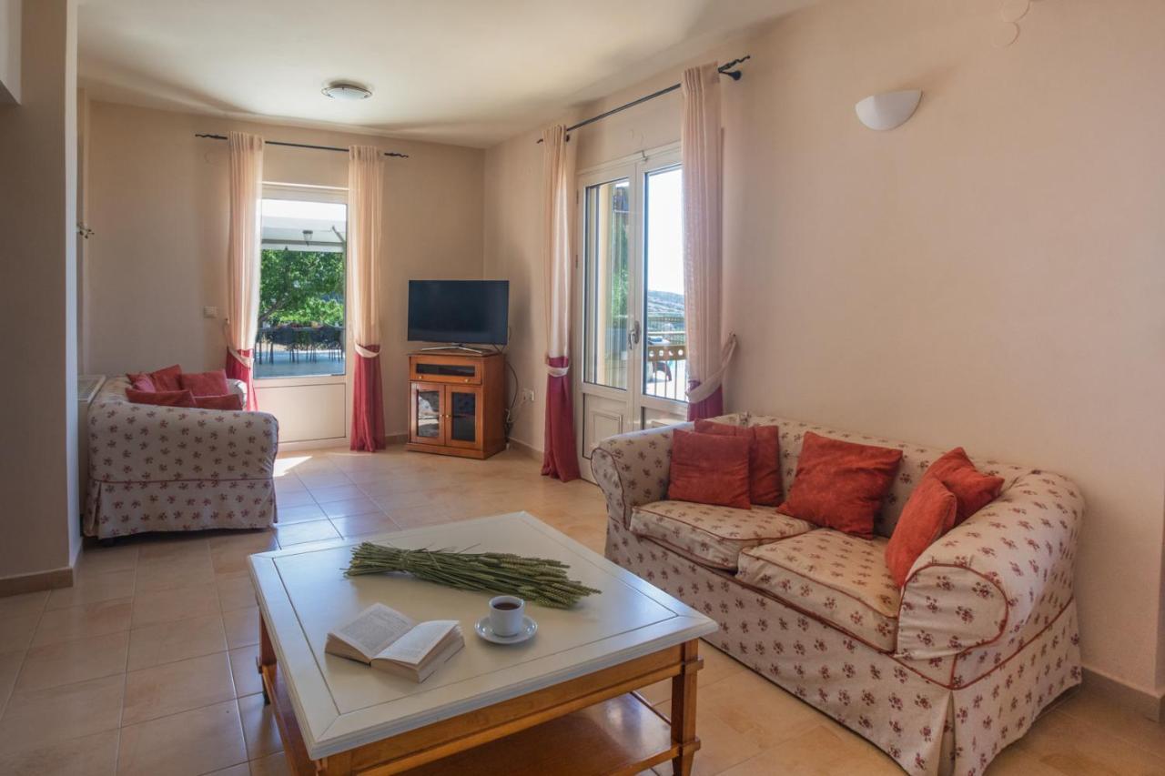 Lourdas Beach View Villa Vlachata Exterior photo